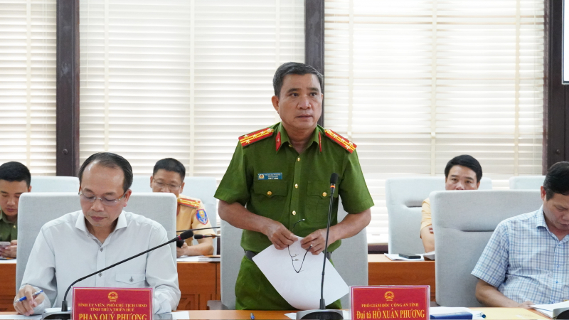 Đại tá Hồ Xuân Phương, Phó Giám đốc Công an tỉnh Thừa Thiên Huế phát biểu tại buổi làm việc