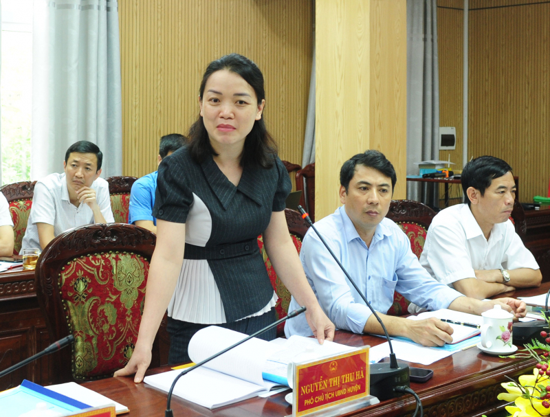 Đoàn giám sát của Ủy ban Thường vụ Quốc hội làm việc tại huyện Hoằng Hóa, Thanh Hóa -0