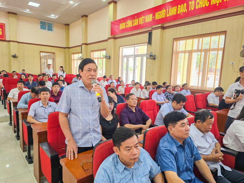 Đoàn ĐBQH thành phố Hải Phòng tiếp xúc cử tri huyện Tiên Lãng trước Kỳ họp thứ Bảy -0