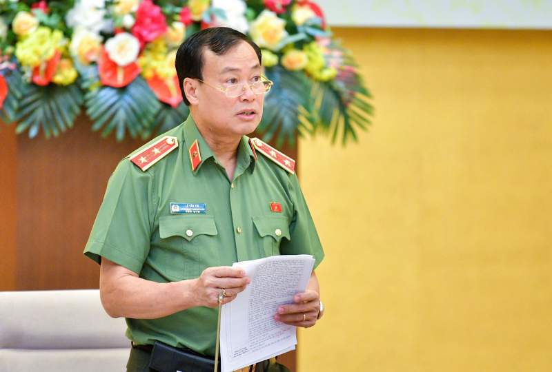 Phó Chủ tịch Quốc hội, Thượng tướng Trần Quang Phương dự phiên thẩm tra dự án Luật Quản lý, sử dụng vũ khí, vật liệu nổ và công cụ hỗ trợ (sửa đổi)