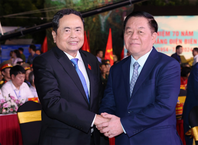 Thủ tướng Phạm Minh Chính tham dự Chương trình Cầu truyền hình “Dưới lá cờ Quyết thắng” kỷ niệm 70 năm Chiến thắng Điện Biên Phủ -2