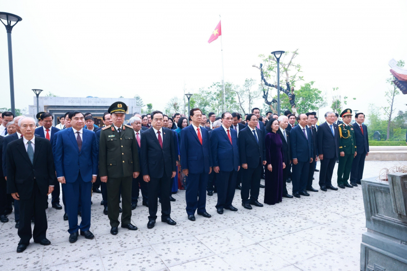 Lãnh đạo Đảng, Nhà nước tri ân các Anh hùng liệt sĩ tại Chiến trường Điện Biên Phủ -1