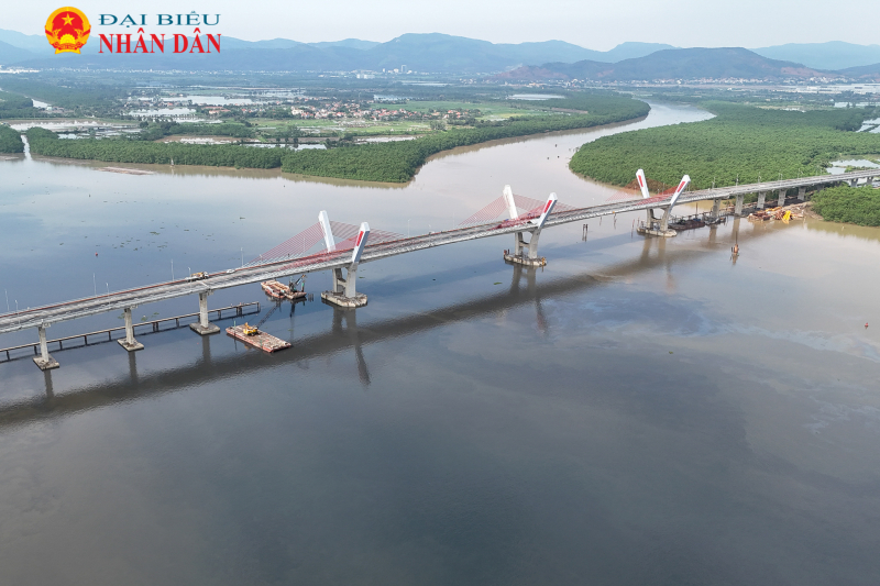 Gấp rút hoàn thành cầu Bến Rừng gần 2.000 tỷ đồng kết nối Hải Phòng với Quảng Ninh  -0