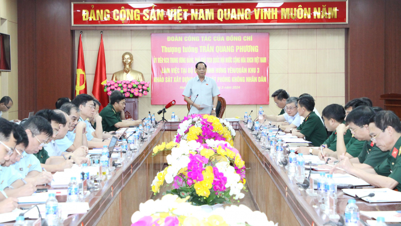 Phó Chủ tịch Quốc hội, Thượng tướng Trần Quang Phương làm việc với Ban Chỉ đạo Phòng không nhân dân tỉnh Hưng Yên -0