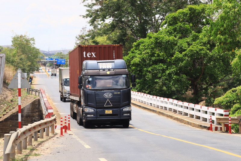 Cầu 24 tỷ đồng nối Đắk Lắk - Gia Lai “đắp chiếu” vì vướng giải phóng mặt bằng -1