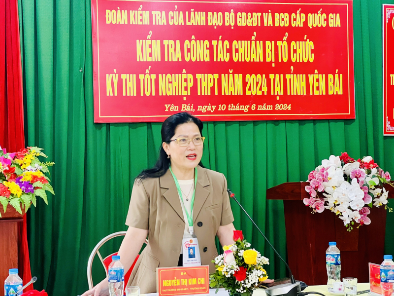 Thứ trưởng Bộ GD-ĐT Nguyễn Thị Kim Chi kiểm tra công tác chuẩn bị thi tốt nghiệp THPT tại Yên Bái -0