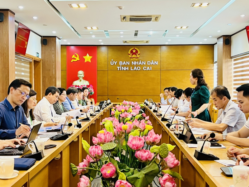 Thứ trưởng Nguyễn Thị Kim Chi kiểm tra công tác chuẩn bị thi tốt nghiệp THPT tại Lào Cai -0