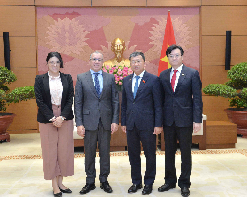 Chủ nhiệm Ủy ban Đối ngoại Vũ Hải Hà tiếp Đại sứ Colombia tại Việt Nam -0