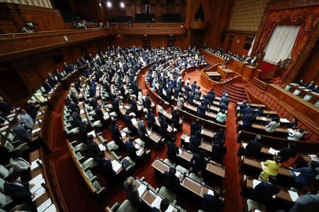 Quốc hội Nhật Bản trong phiên thảo luận về Luật mới hôm 14.6. Ảnh: Kyodo News