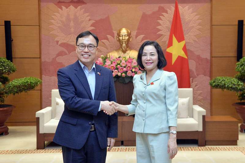 Phó Chủ tịch Quốc hội Nguyễn Thị Thanh gặp mặt Nhóm nghị sĩ hữu nghị Việt Nam - Hàn Quốc -0
