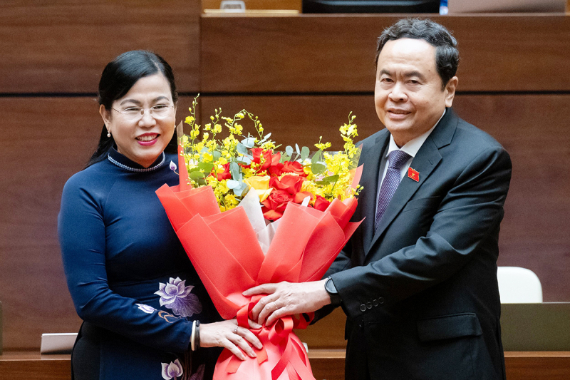 Quốc hội thông qua Nghị quyết bầu Ủy viên Ủy ban Thường vụ Quốc hội đối với bà Nguyễn Thanh Hải -1