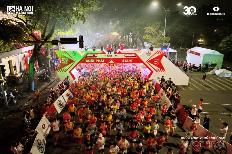 Giải Marathon Quốc tế Hà Nội Techcombank được lựa chọn là một trong những sự kiện thể thao tiêu biểu chào mừng 70 năm giải phóng Thủ đô -0