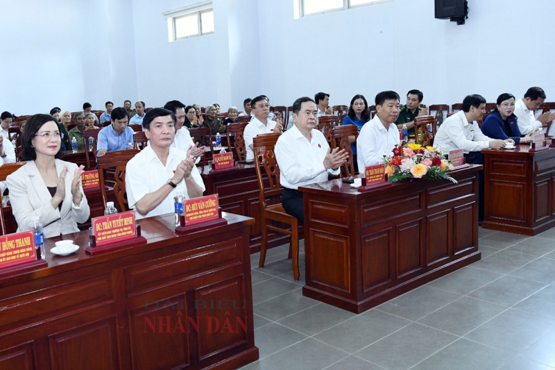Chủ tịch Quốc hội Trần Thanh Mẫn dâng hương tại Khu di tích quốc gia đặc biệt Căn cứ Bộ Chỉ huy Quân Giải phóng miền Nam Việt Nam -1