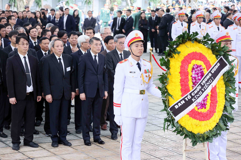 Lãnh đạo Đảng, Nhà nước, Mặt trận Tổ quốc Việt Nam viếng Tổng Bí thư Nguyễn Phú Trọng -1